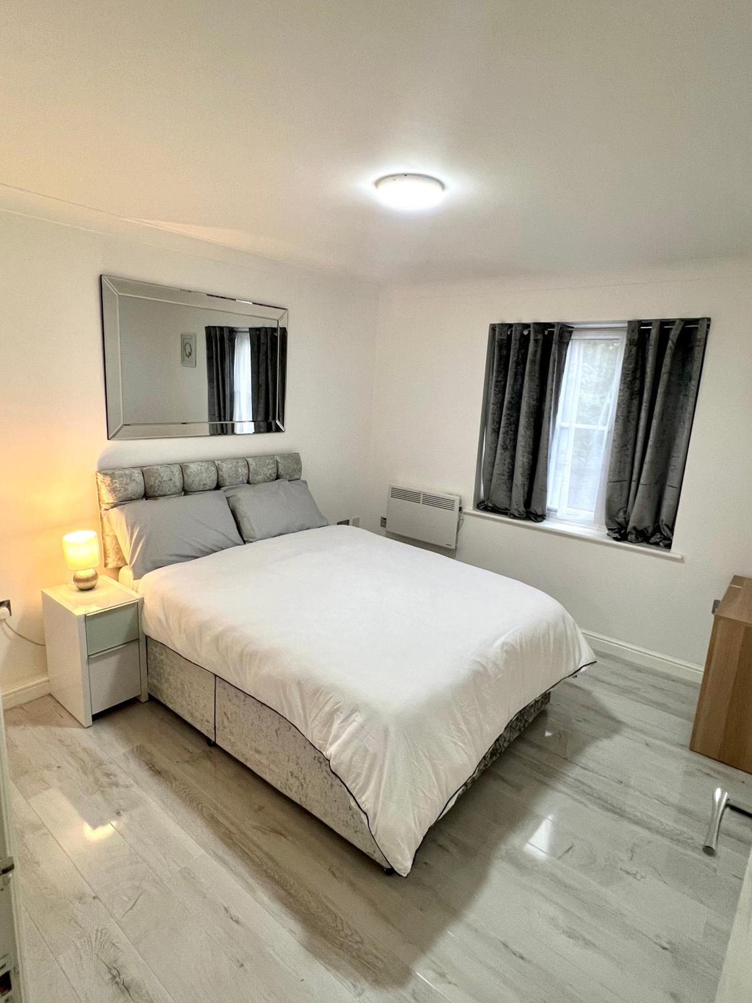 Royallodge Лондон Экстерьер фото